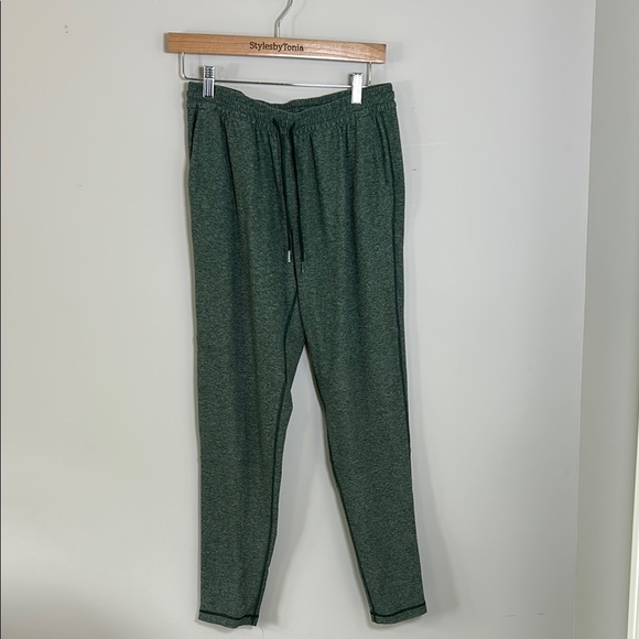 Outdoor Voices CloudKnit Sweatpant Mid Rise Pockets Green Travel Sz M - Picture 2 of 11